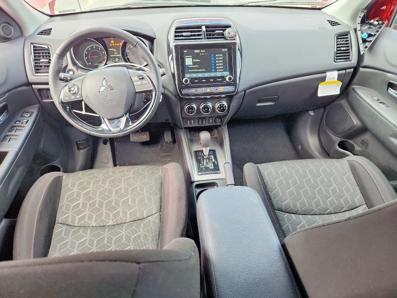 2025 Mitsubishi Outlander Sport s