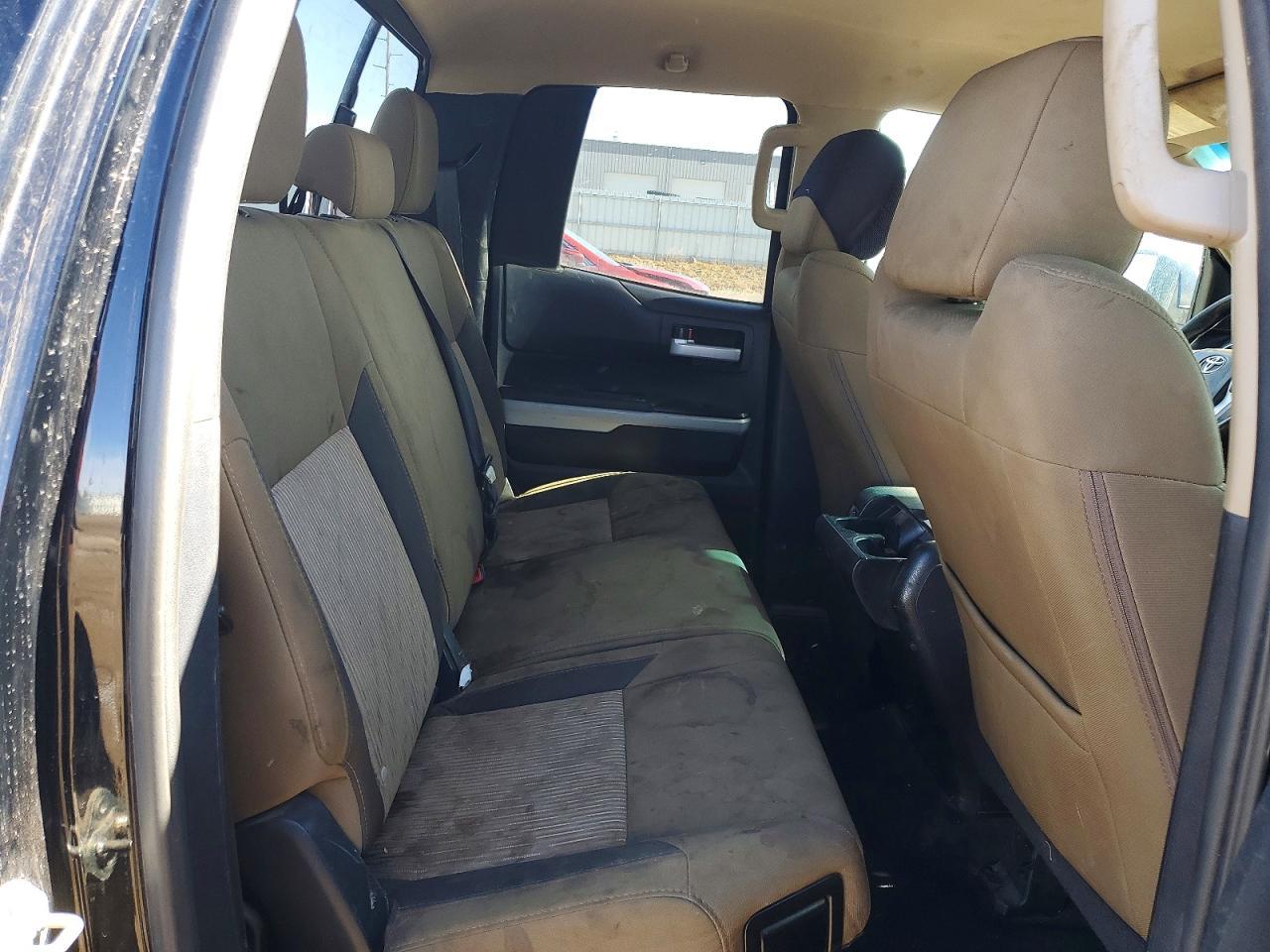 2014 Toyota Tundra SR5