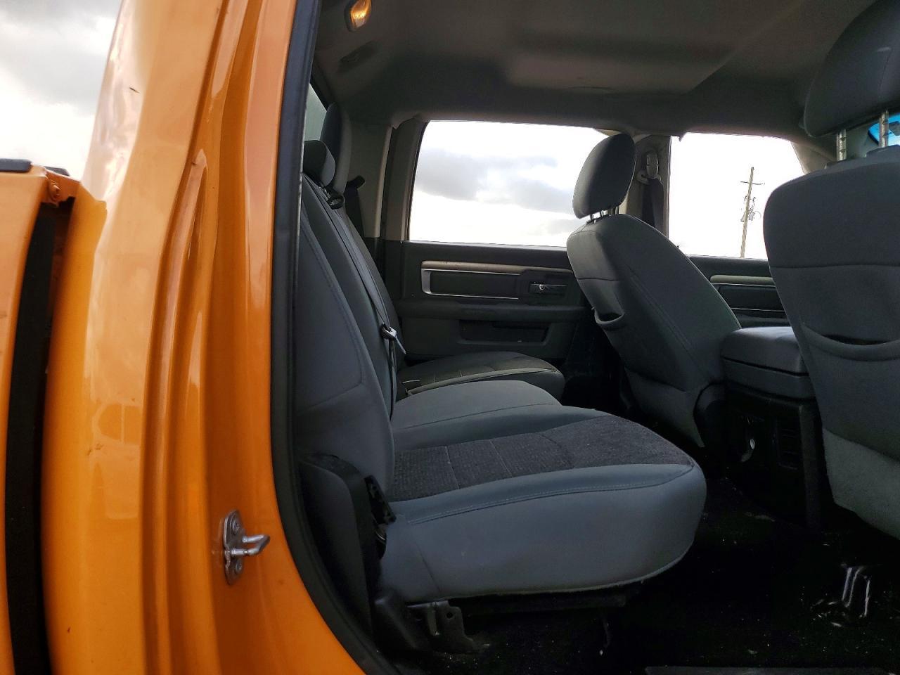 2016 Dodge RAM 1500 SLT