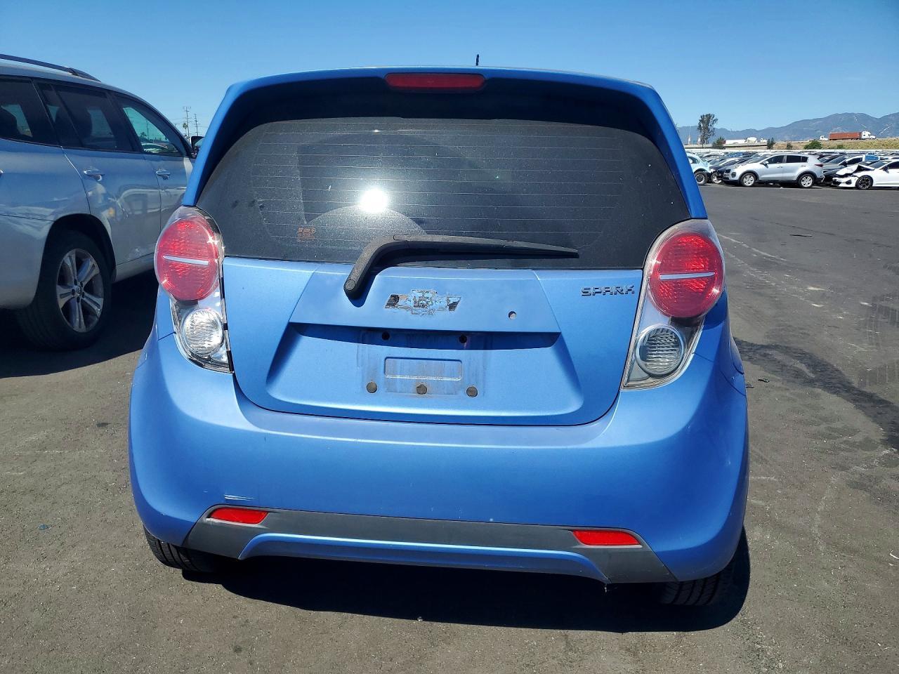 2013 Chevrolet Spark 1LT