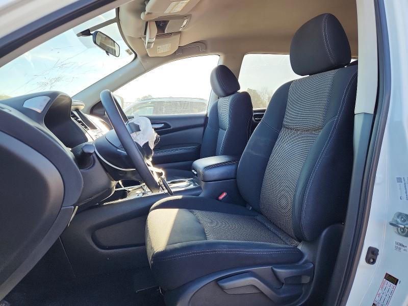 2018 Nissan Pathfinder s