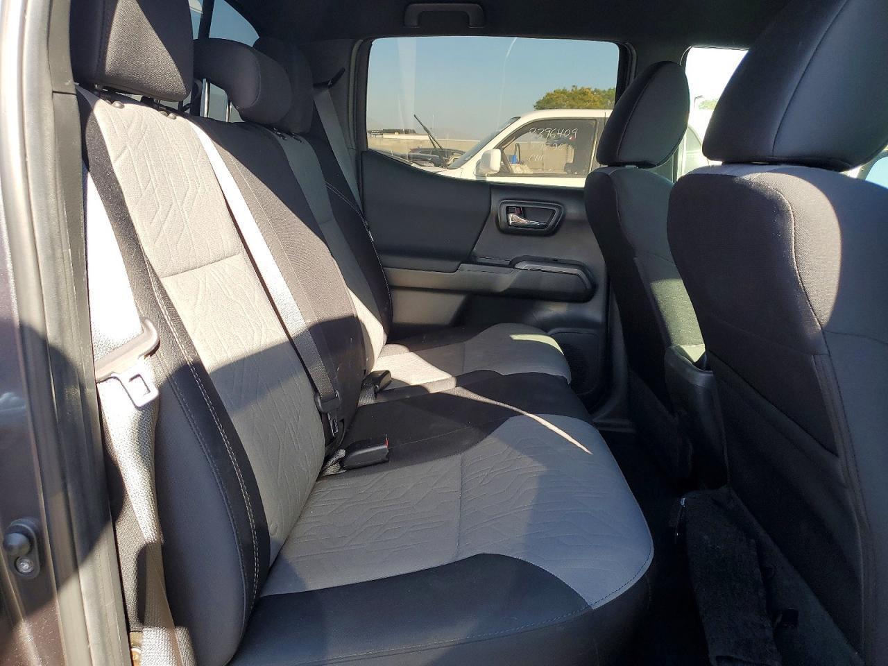 2023 Toyota Tacoma TRD OFF-Road