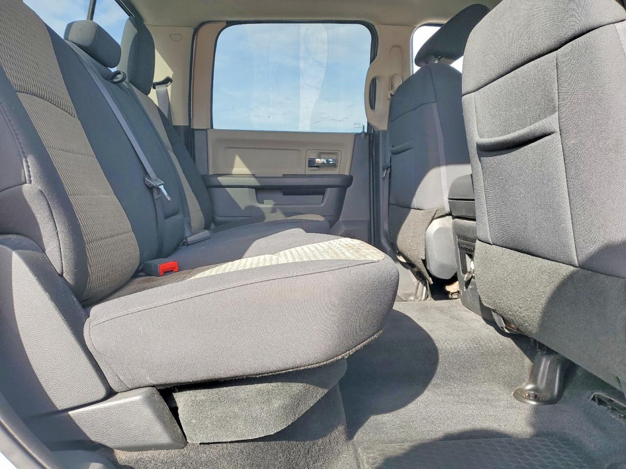 2012 Dodge RAM 1500 SLT