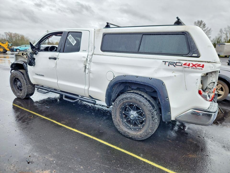 2016 Toyota Tundra SR5