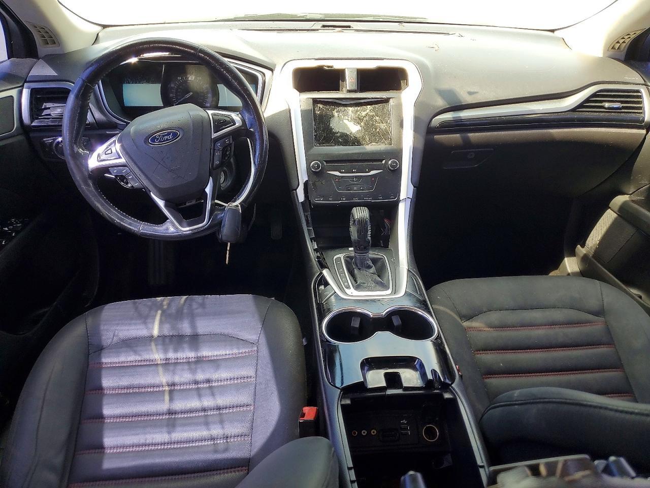 2015 Ford Fusion se