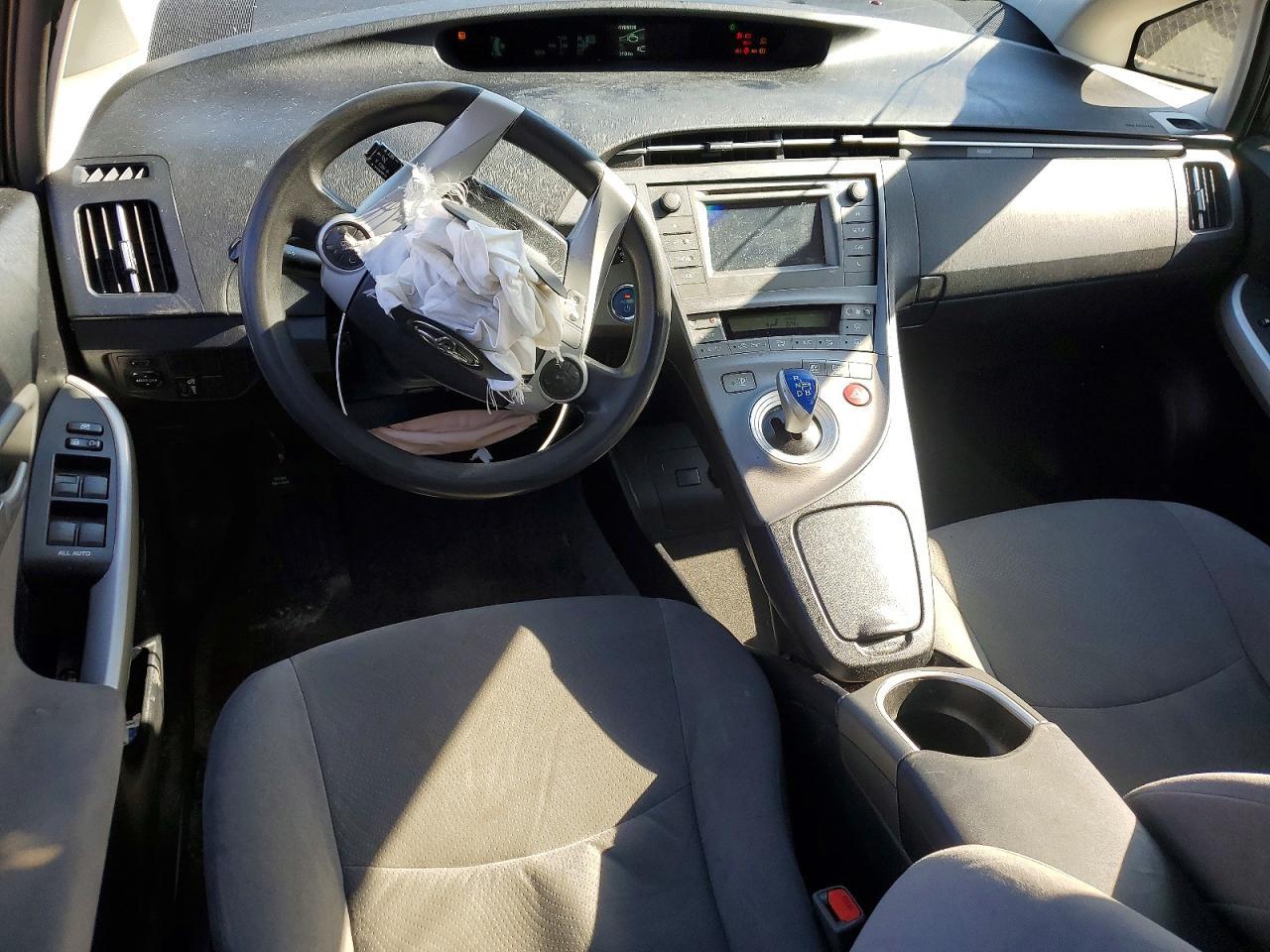 2014 Toyota Prius two