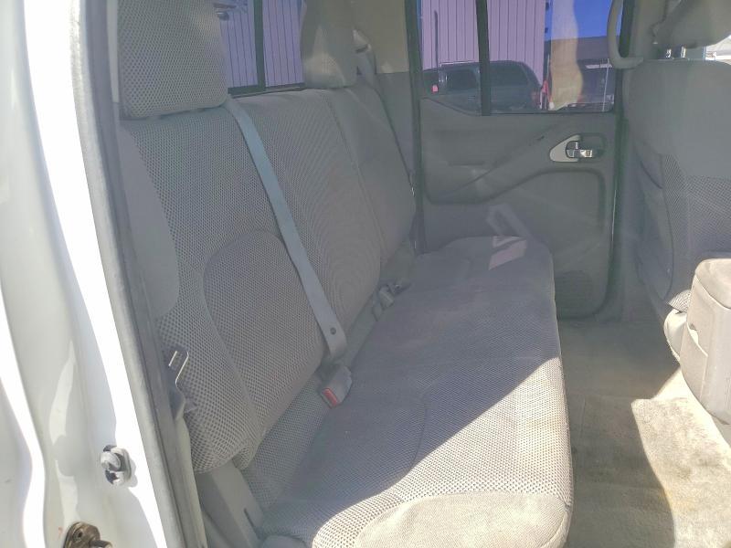 2015 Nissan Frontier S