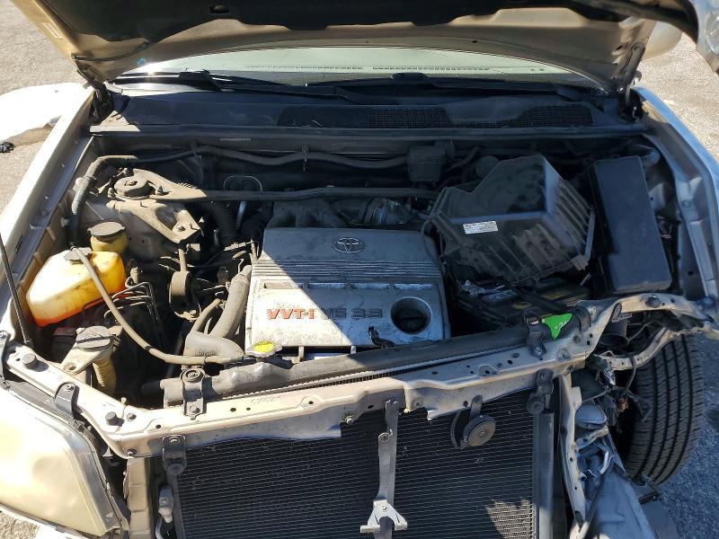 2005 Toyota Highlander Base