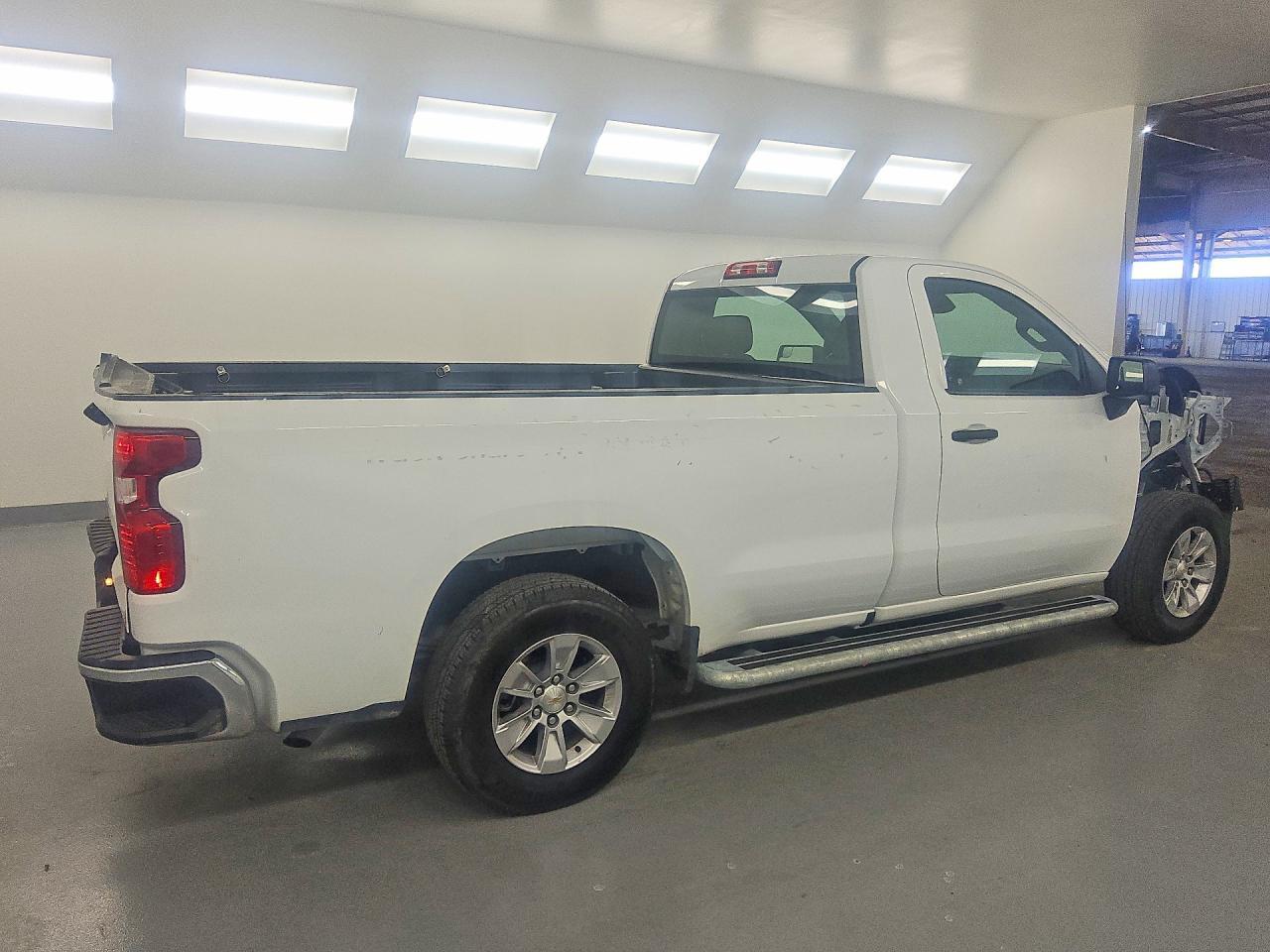 2025 Chevrolet Silverado C1500
