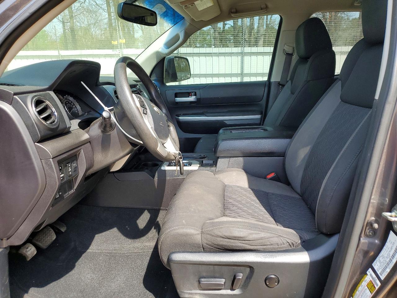 2015 Toyota Tundra SR5