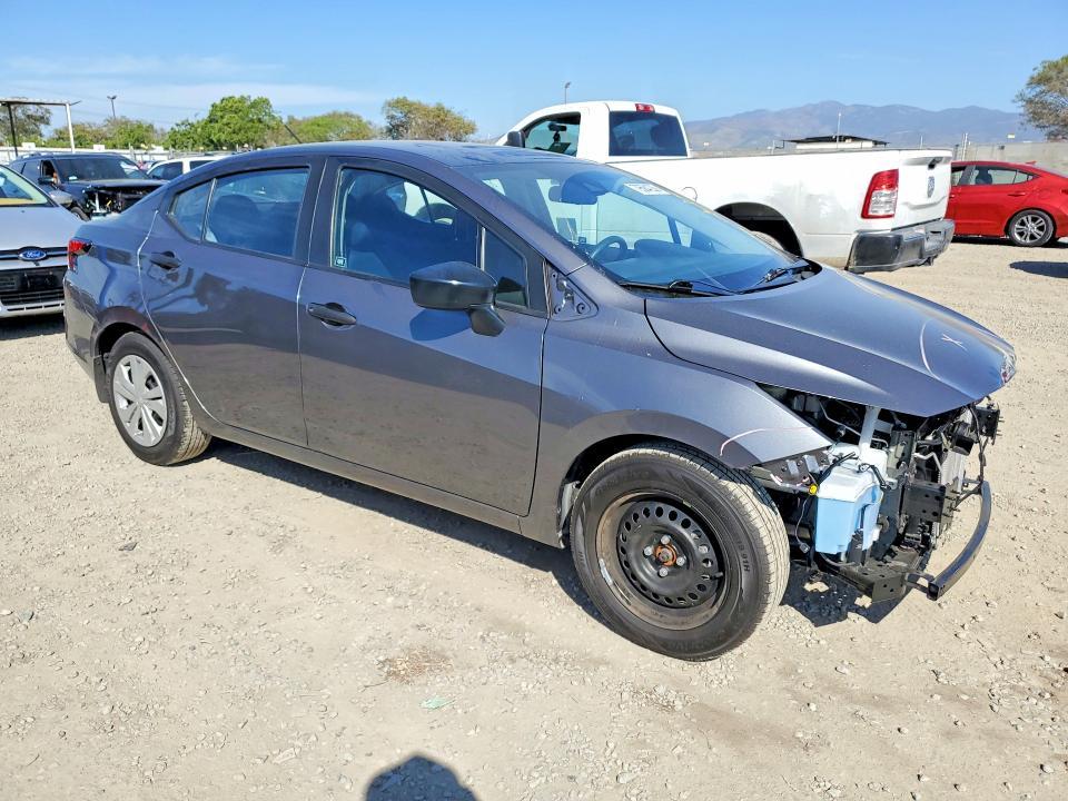2024 Nissan Versa s