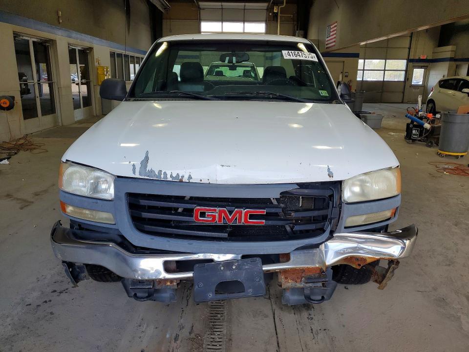 2007 GMC New Sierra C1500 Classic