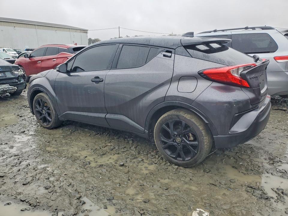 2022 Toyota C-hr Nightshade