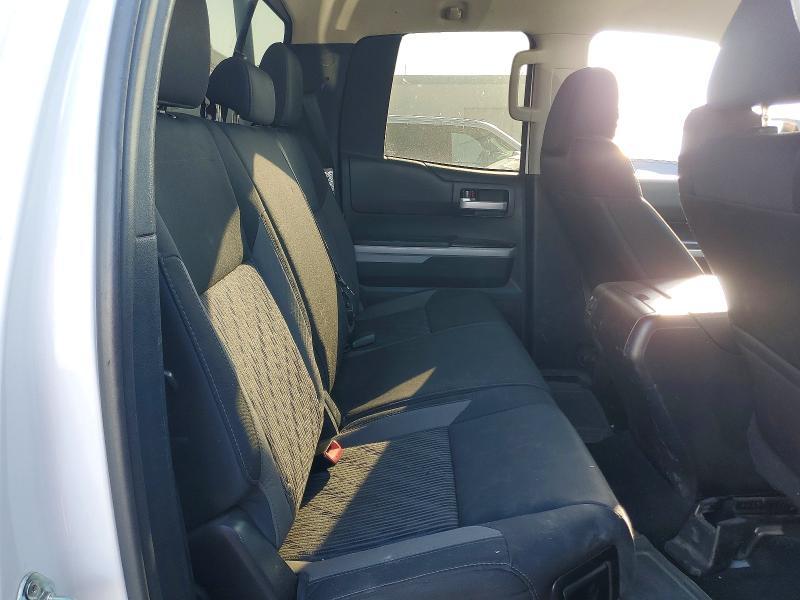 2015 Toyota Tundra SR5