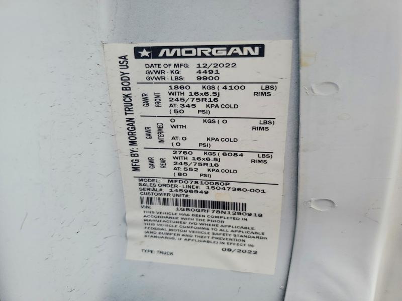 2022 Chevrolet Express box Truck