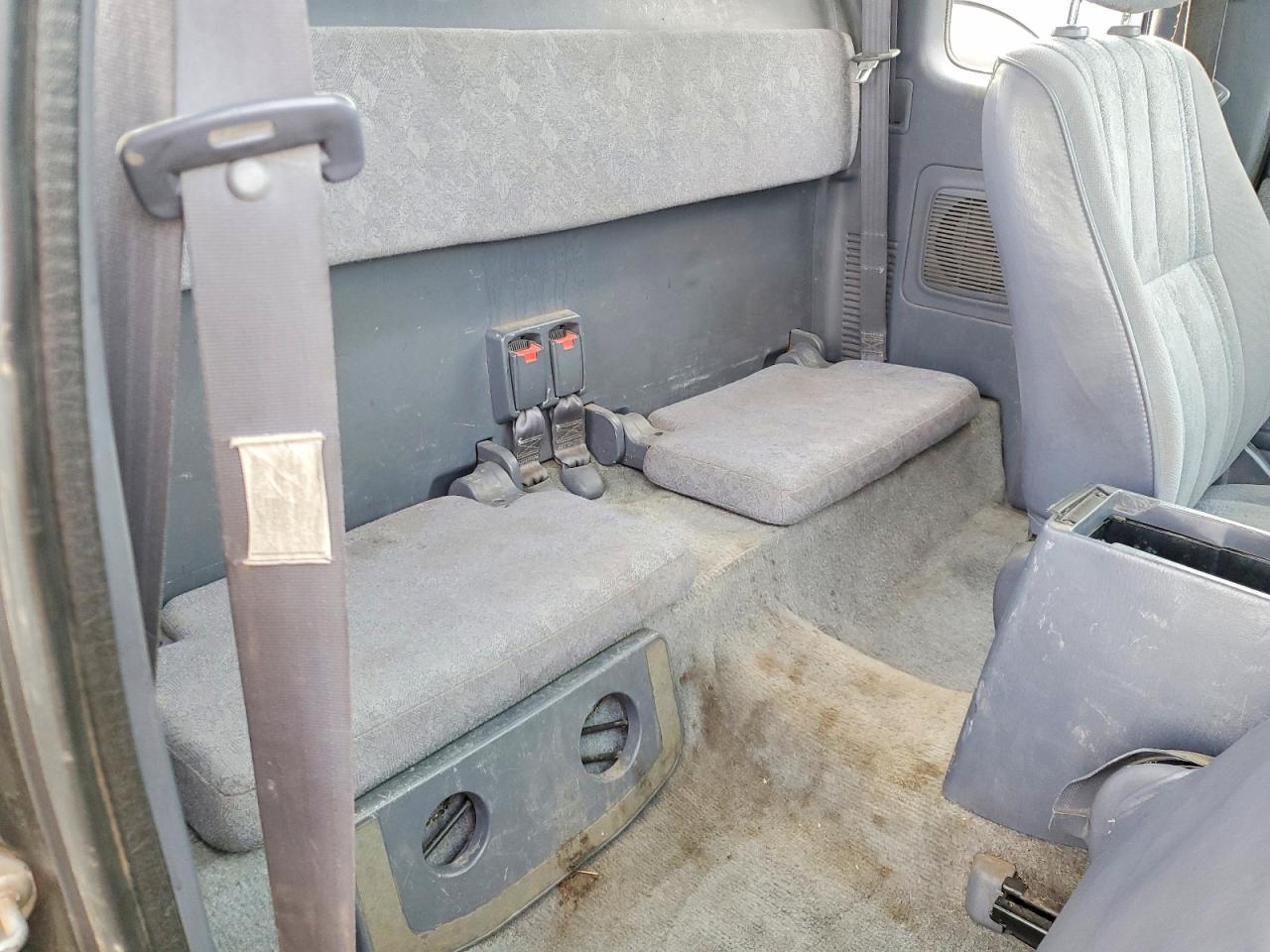 2000 Toyota Tacoma V6