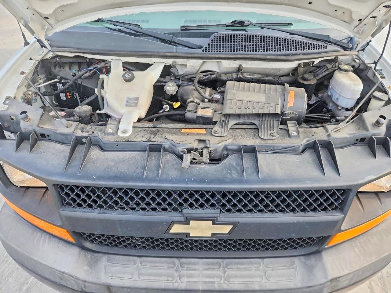 2013 Chev Express G2500