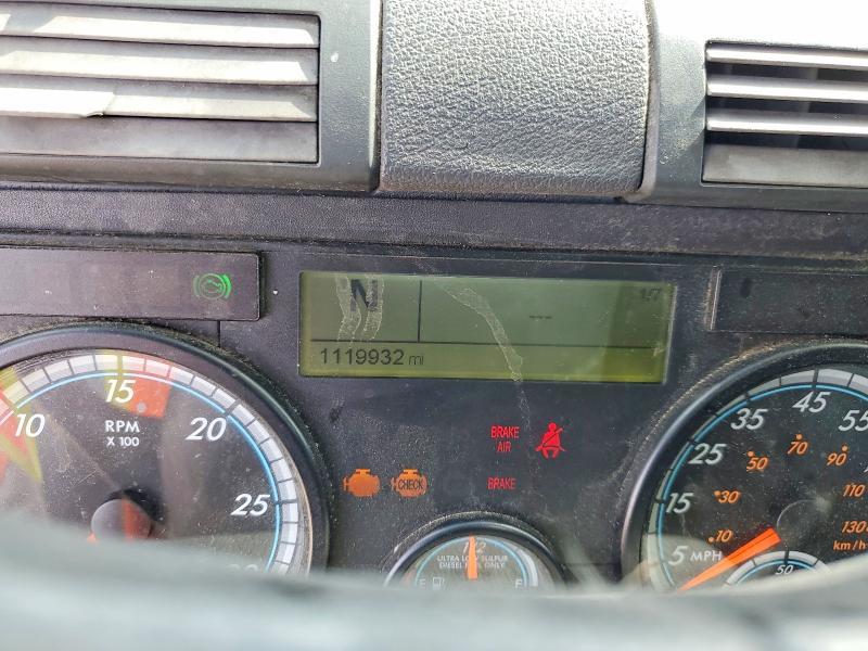 2015 Freigliner 2015 Freightliner Cascadia 1-Semi Truck