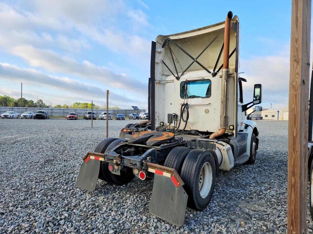 2018 Peterbilt 579 Semi Truck