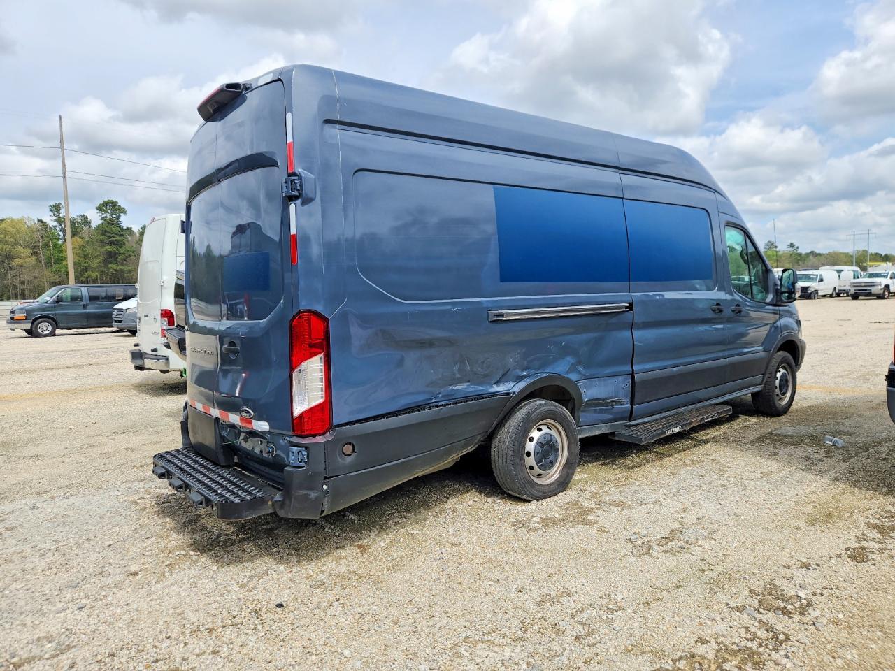 2019 Ford Transit T