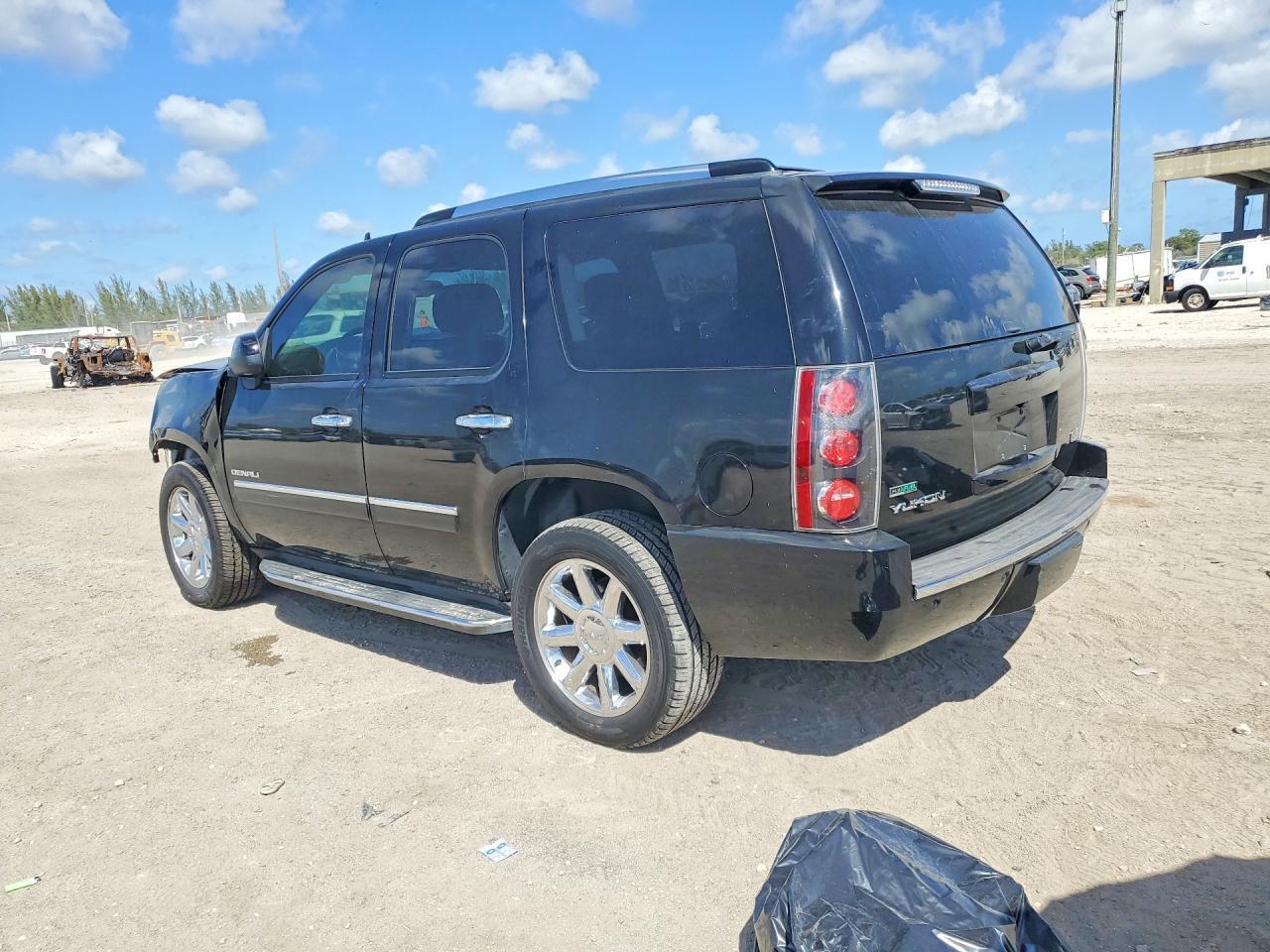 2010 GMC Yukon Denali