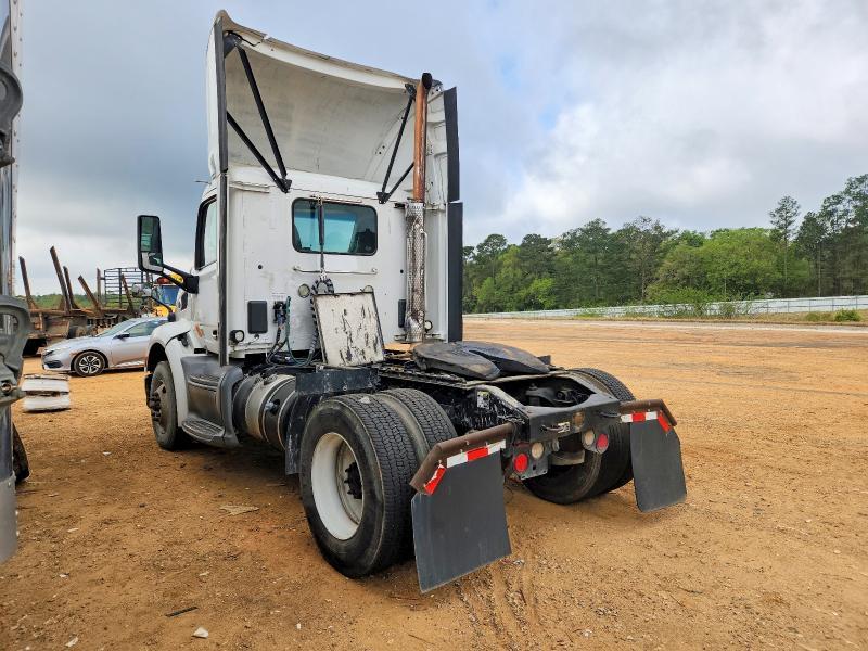 2018 Peterbilt 579 Semi Truck