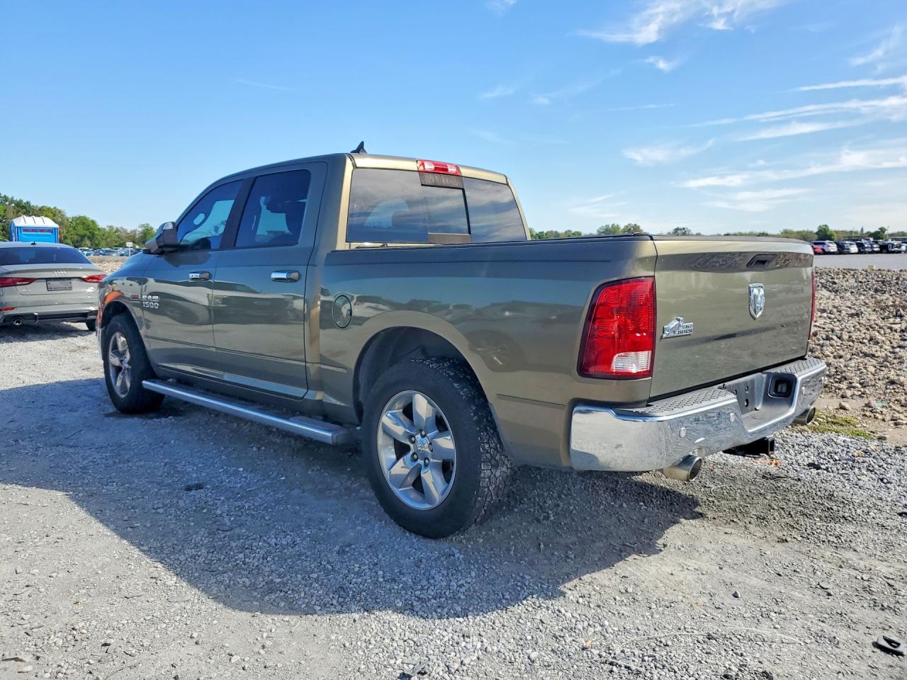 2015 Dodge RAM 1500 SLT