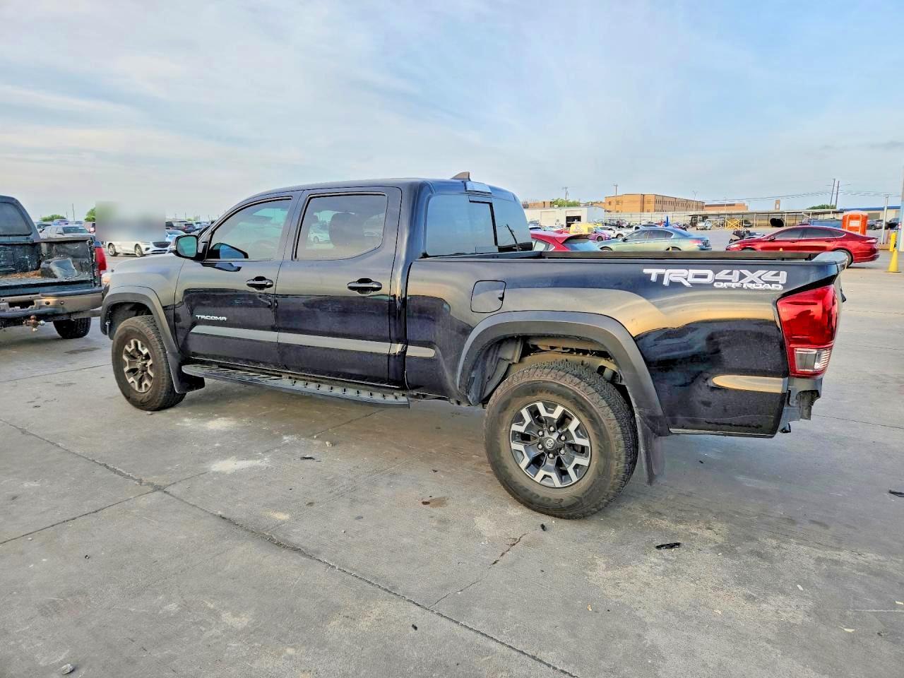 2017 Toyota Tacoma TRD OFF-Road