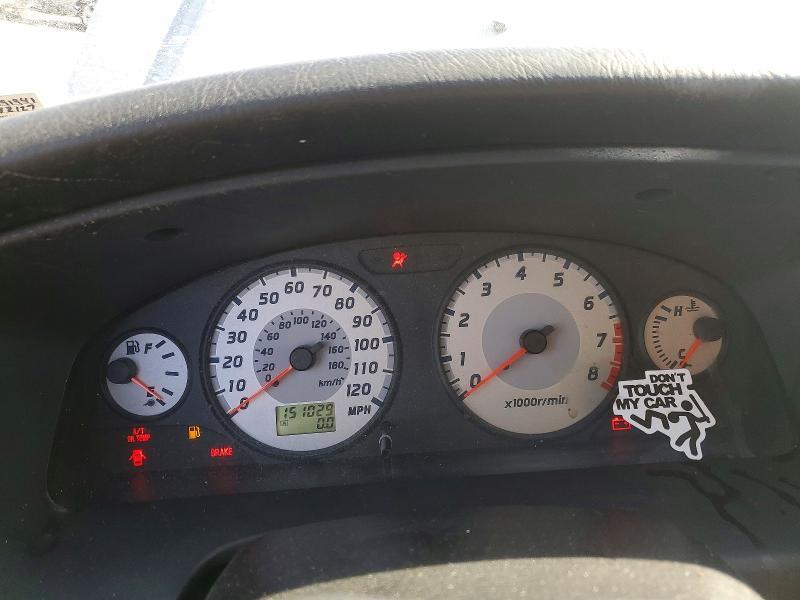 2001 Nissan Pathfinder se