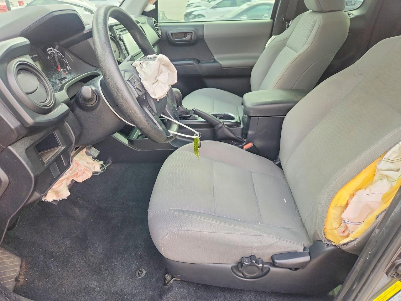 2017 Toyota Tacoma SR