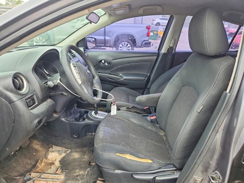 2018 Nissan Versa sv