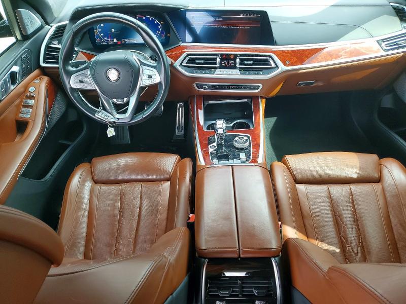 2021 BMW X7 Alpina XB7