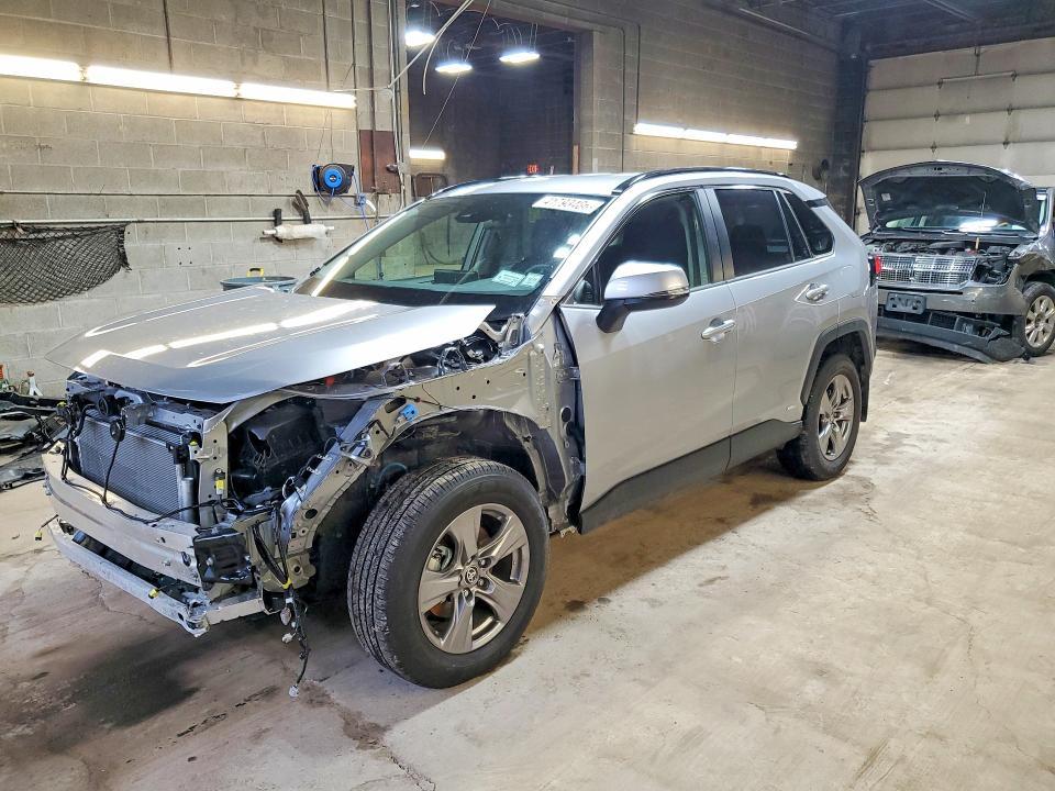 2025 Toyota Rav4 Hybrid le