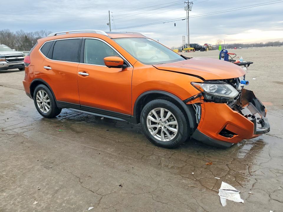2017 Nissan Rogue sv