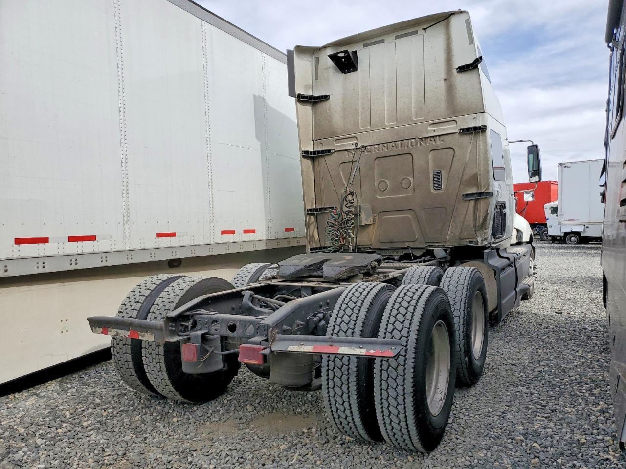 2016 International LF687 Semi Truck