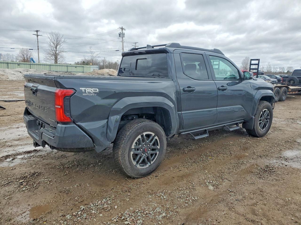 2025 Toyota Tacoma TRD Sport HV