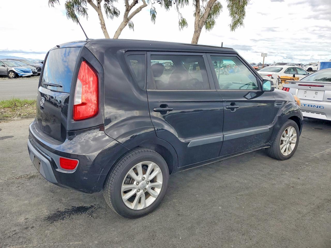 2012 KIA Soul +
