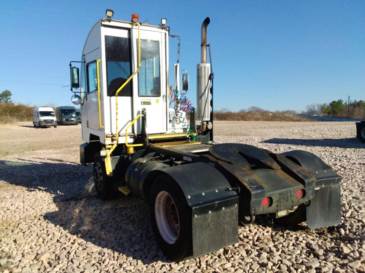 2016 Autocar Llc 2016 Autocar XSPOTTER-OFF Yard Truck