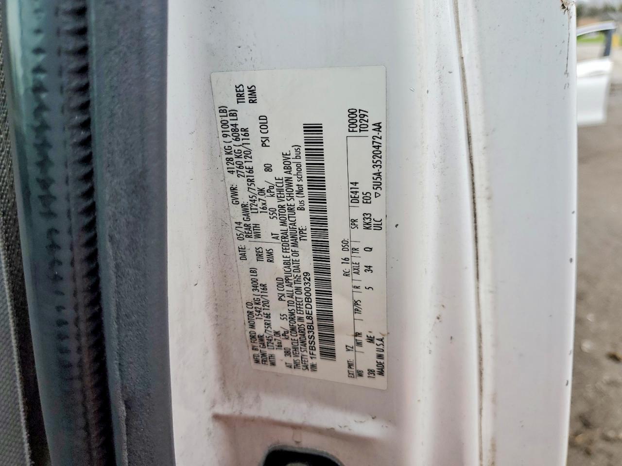 2014 Ford Econoline E350 Super Duty Wagon