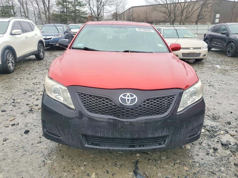2010 Toyota Camry le