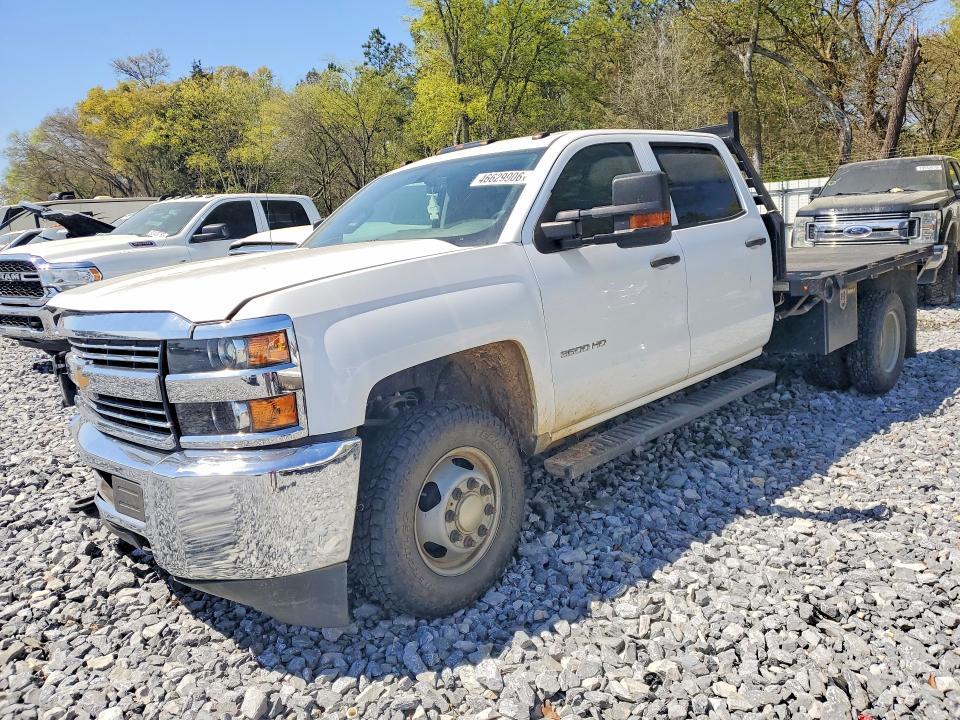 2017 Chevrolet Silverado Flatbed Truck