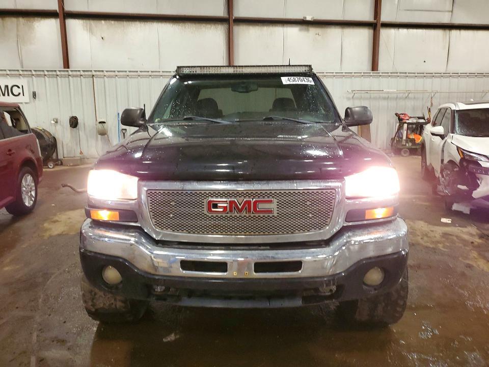 2004 GMC New Sierra K1500
