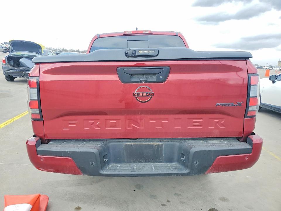 2024 Nissan Frontier Pro-x