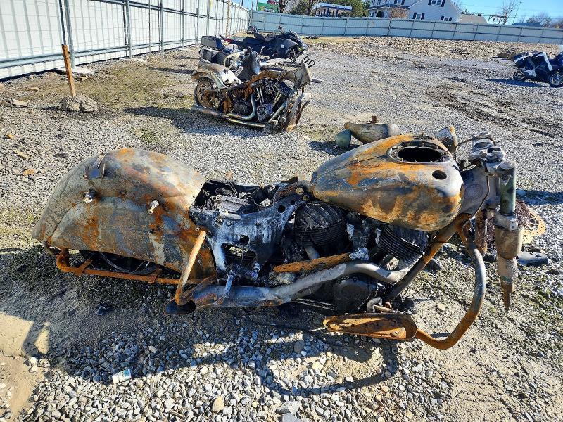 2019 Indian Motorcycle Co. Chieftain Dark Horse