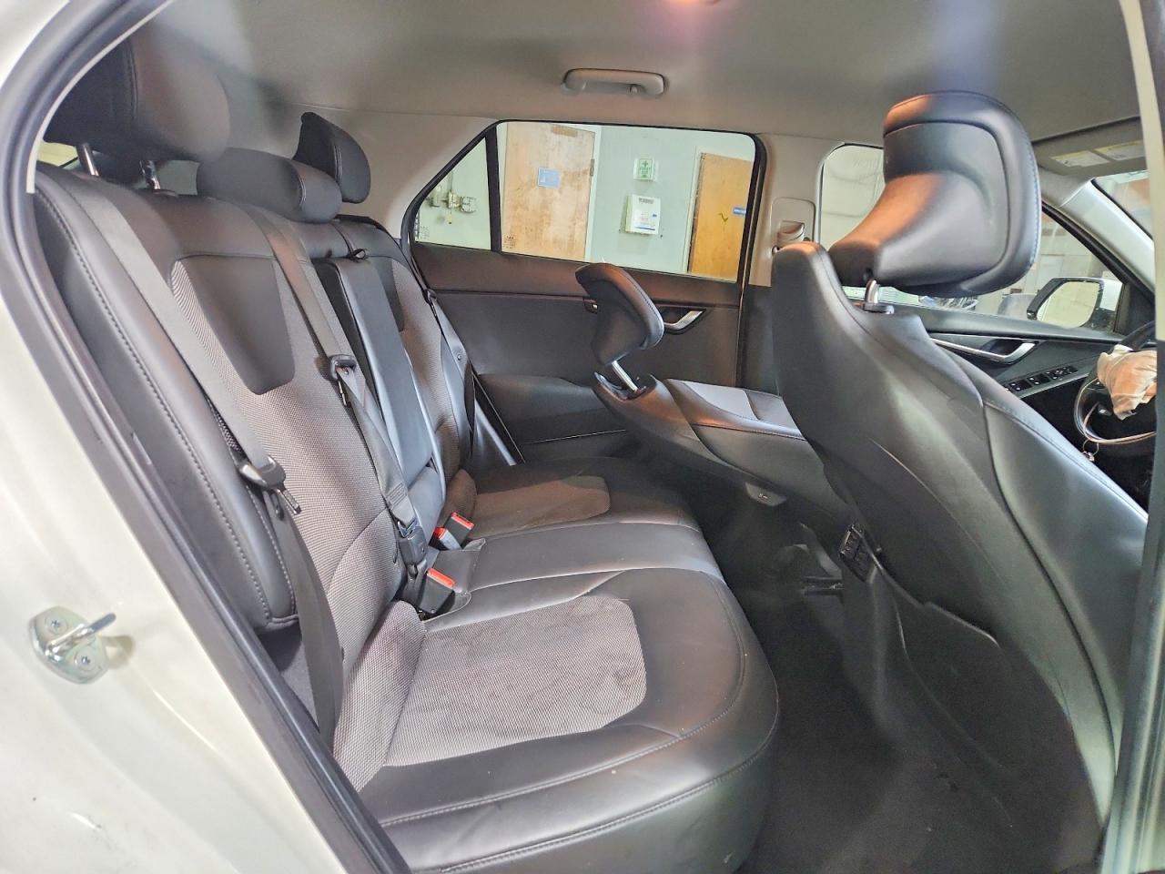 2023 KIA Niro ev Wind