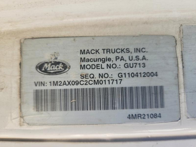 2012 Mack 700 GU700