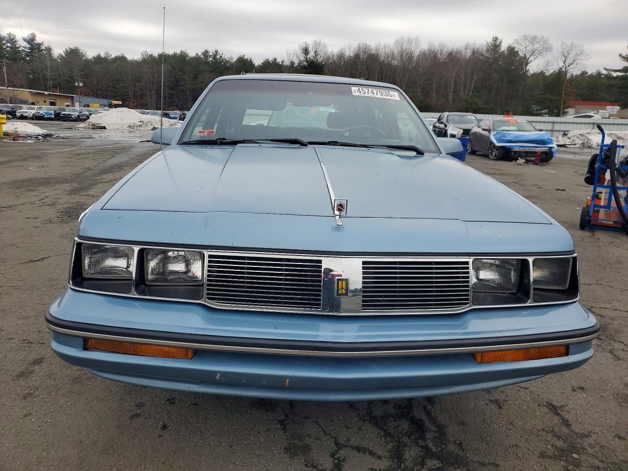 1987 Oldsmobile Cutlass Ciera Cruiser