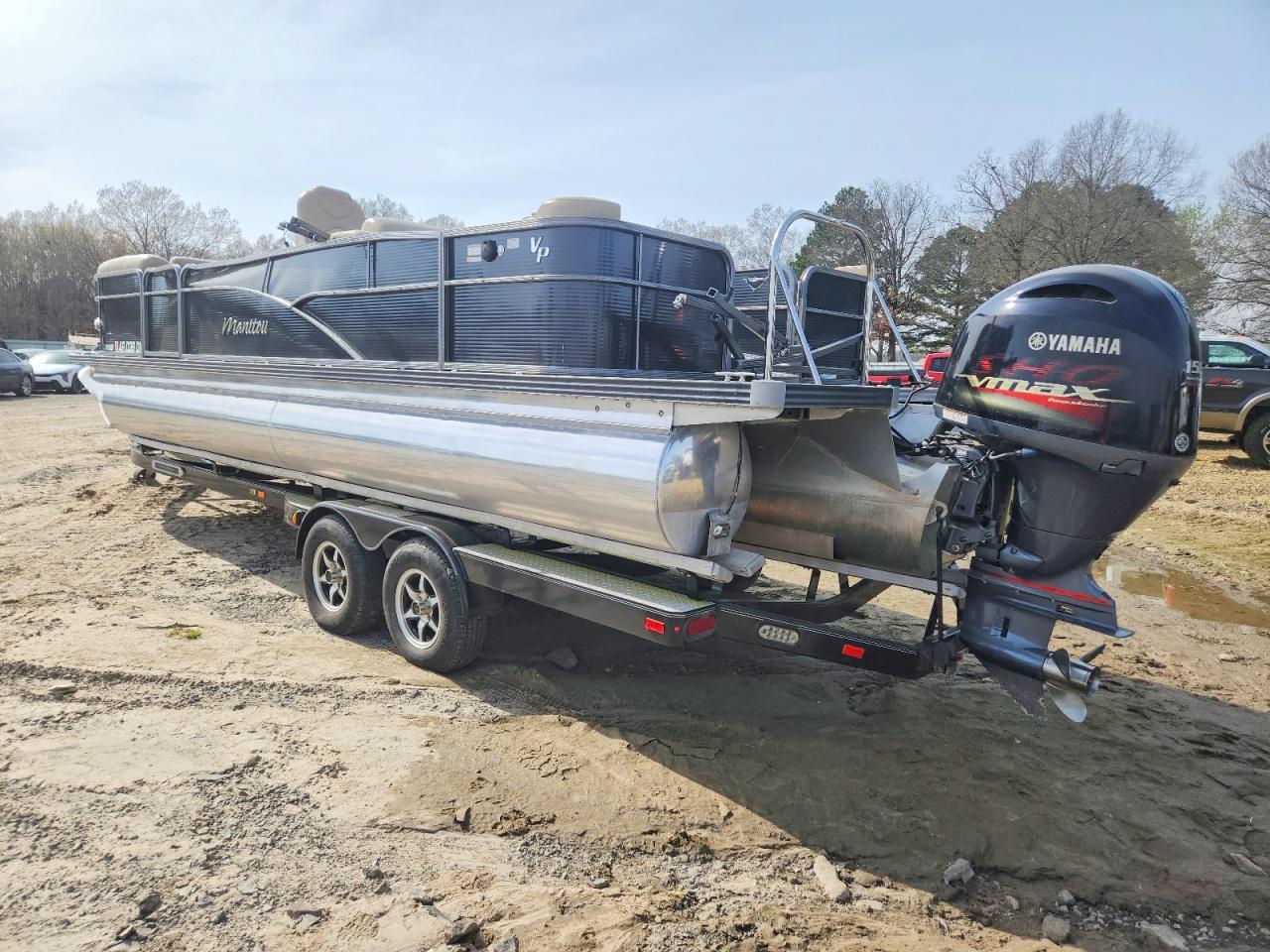 2016 Manitowoc 2016 Manitou Boat-Pontoon Boat