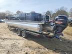 2016 Manitowoc 2016 Manitou Boat-Pontoon Boat