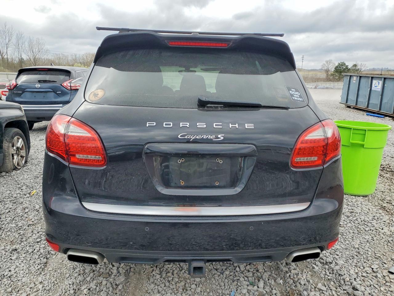 2013 Porsche Cayenne s
